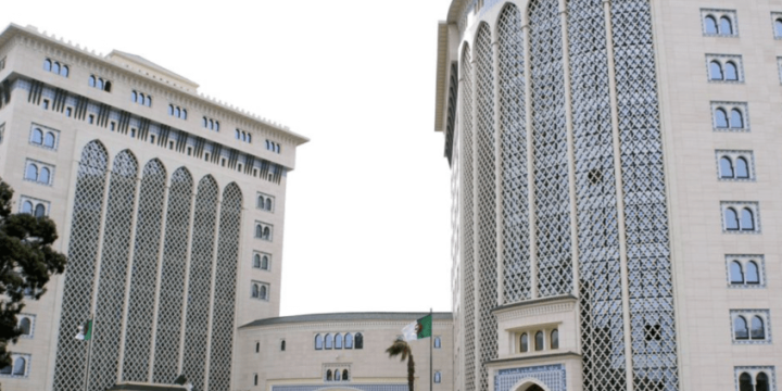 الحكومة الجزائرية توضح أسباب زيادة أسعار الوقود